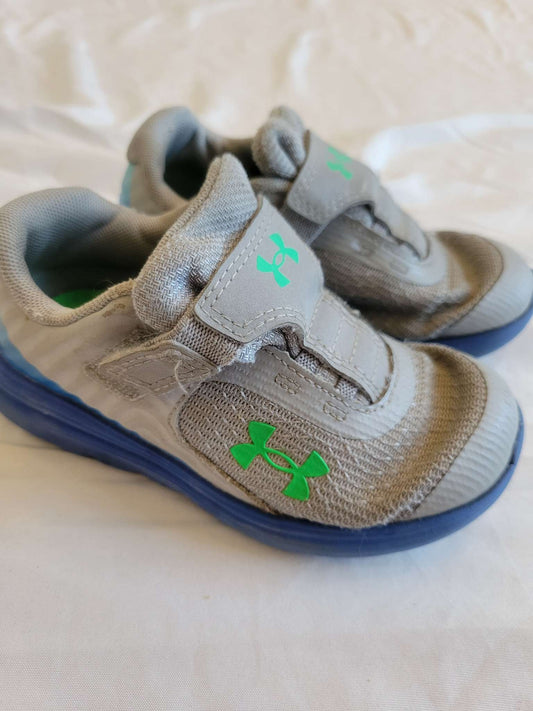 Grey Under Armour Shoes 8c, Shoes 8 (Toddler:2-4yr)
