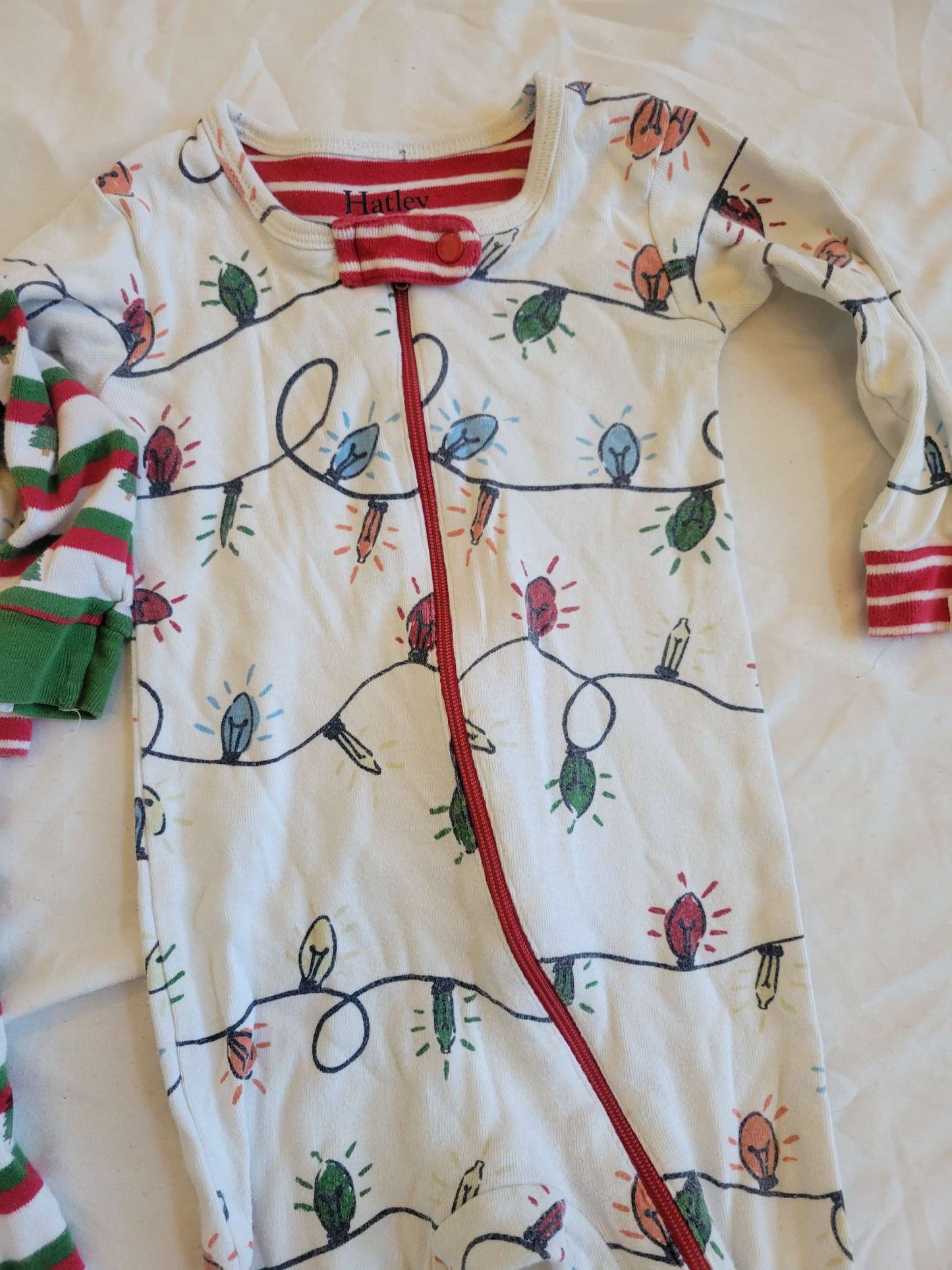 Hatley Christmas Pjs x2 (9-12 Months), Kids 12 Month (9-12M)