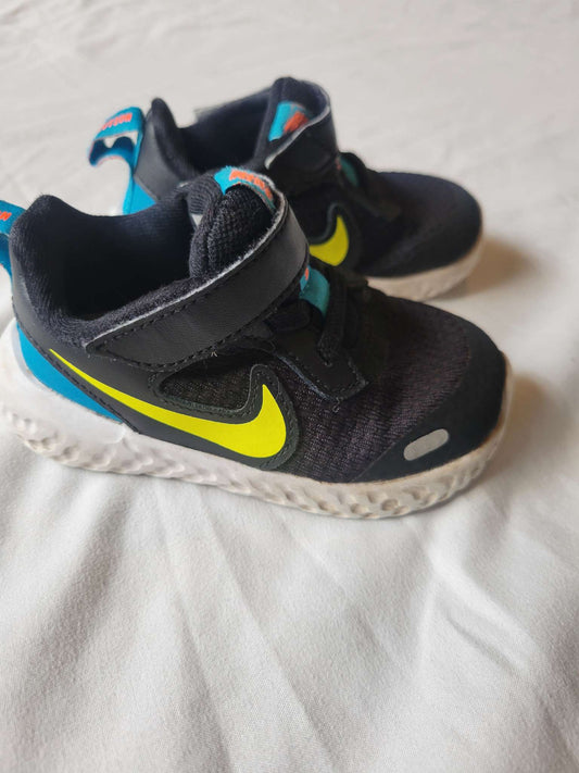 Black Nike with Yellow Swoosh (5c), Shoes 5 (Walkers:12-24 mth)