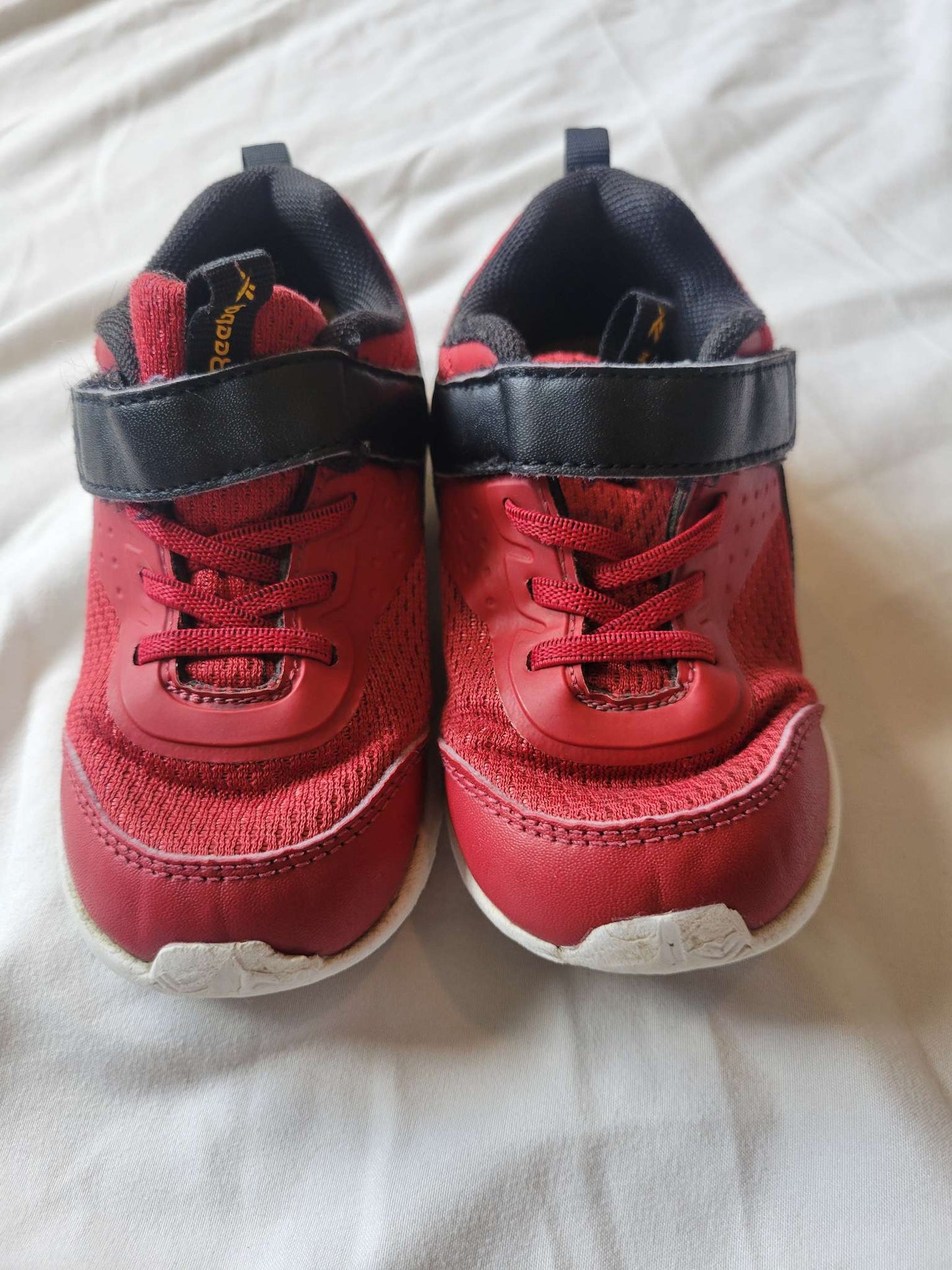 Red Rebook Sneaker Shoes - Size 8