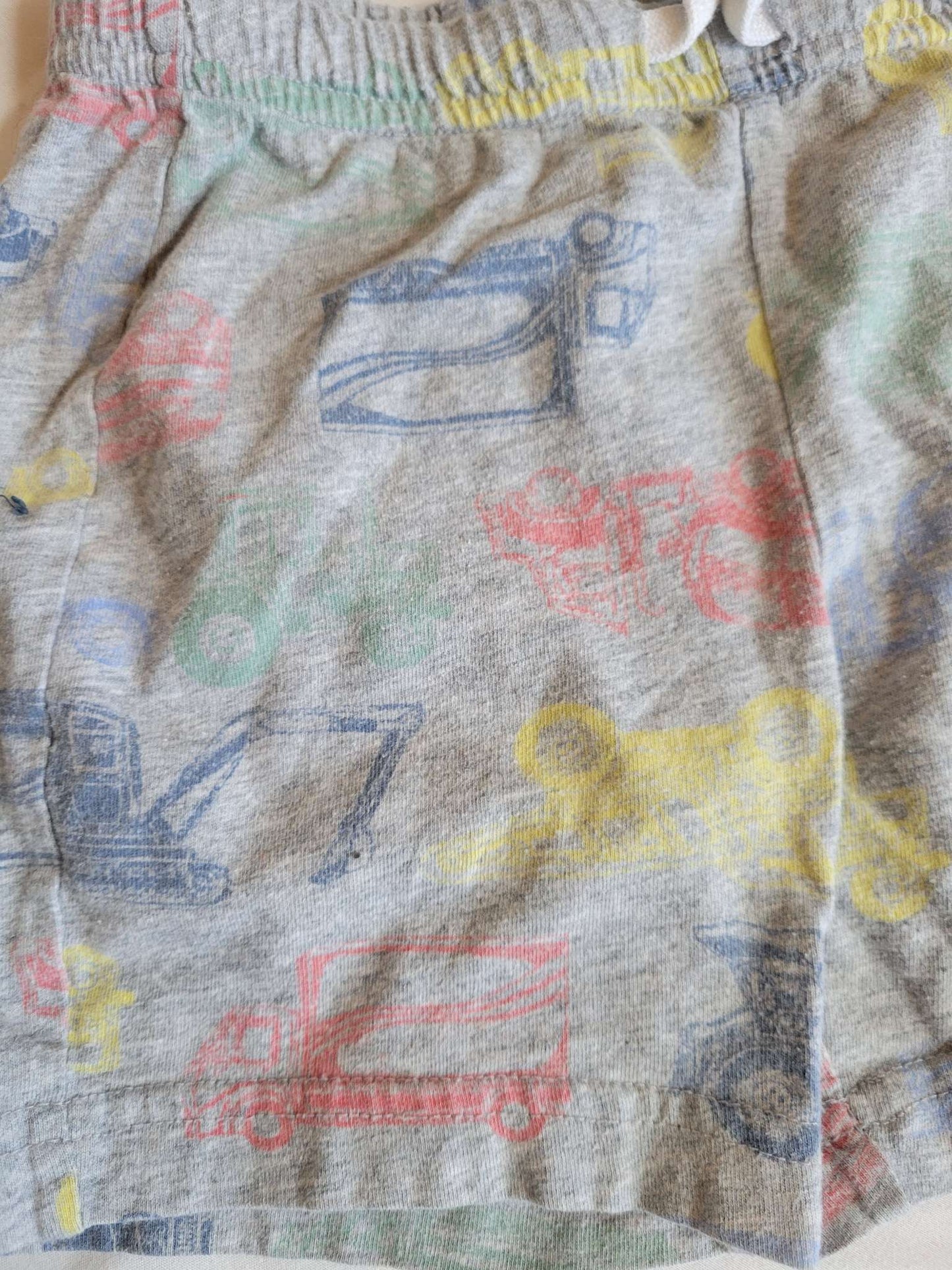 3 Pairs of Shorts - Gap 3T (Gray Transportation, Red and Navy Blue), Kids 3T