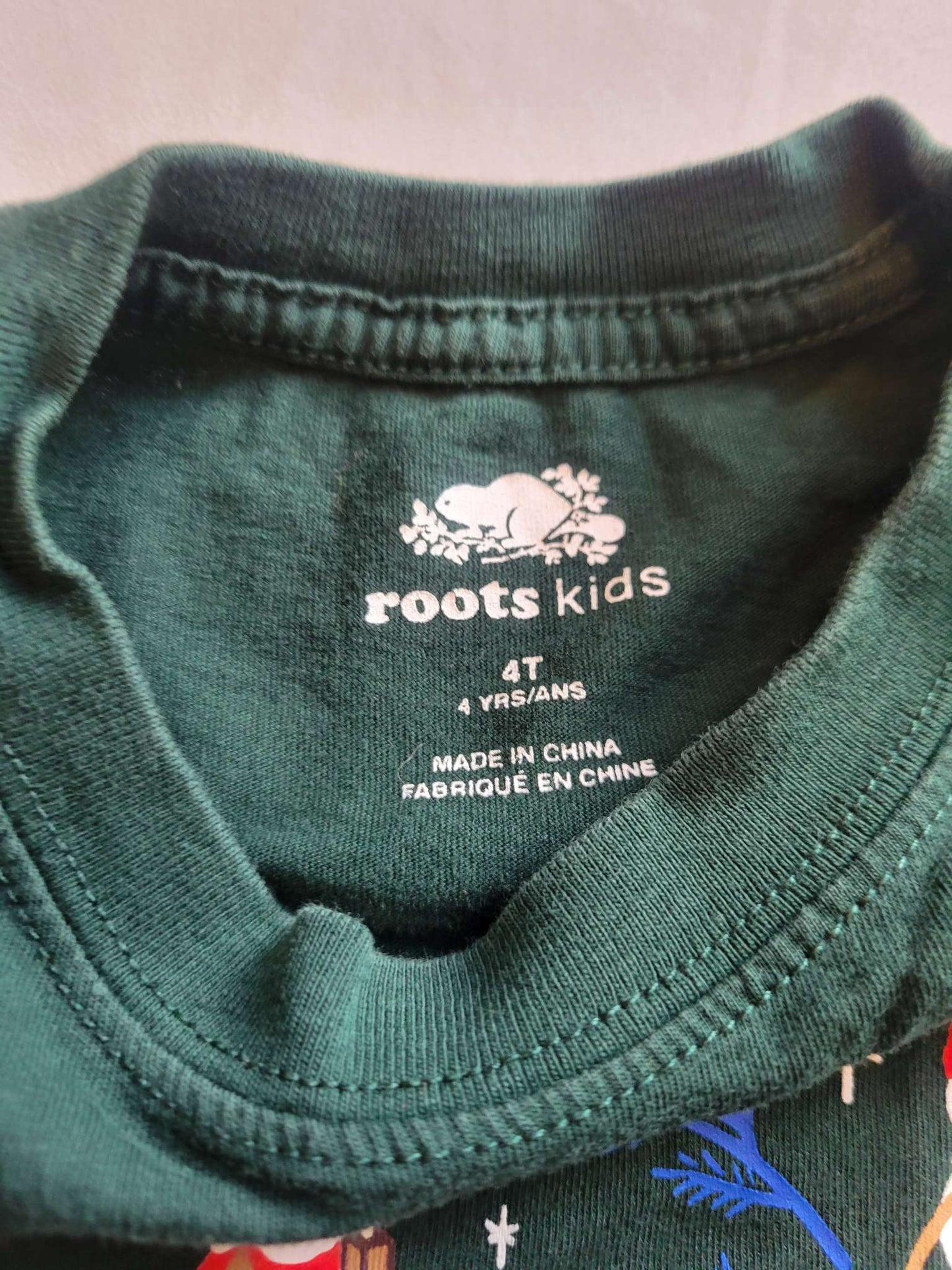 Roots - Long Sleeve Christmas Shirt (4T) - Excellent Condition, Kids 4/4T