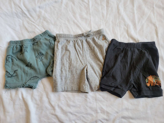 3 Pairs of Shorts - Black Van/Green Cactus/Gray Gap - 3T, Kids 3T