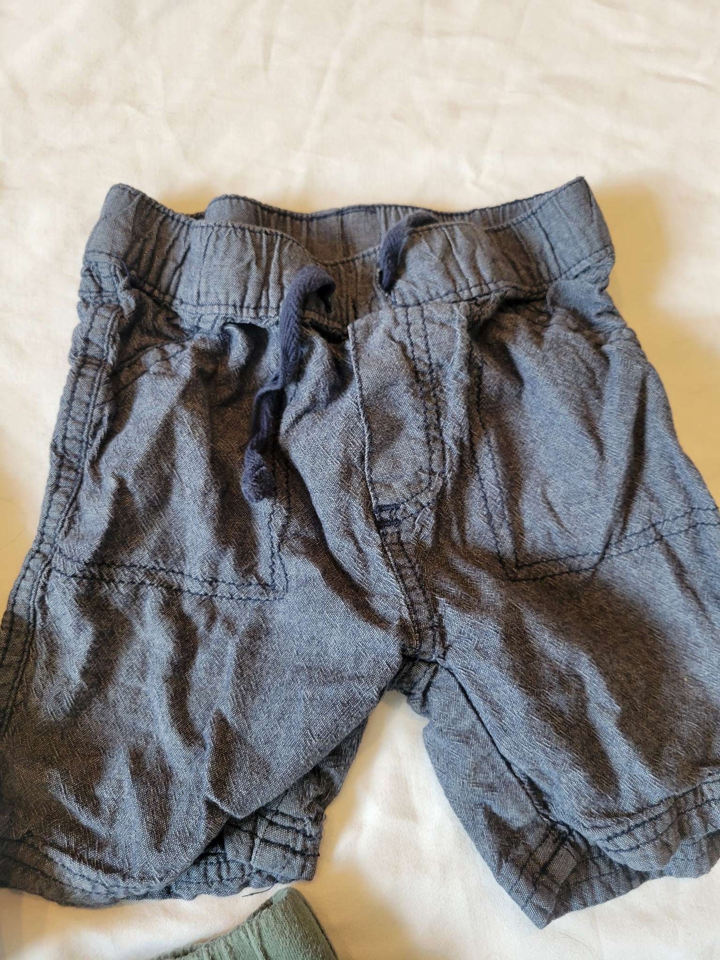 3 pairs of Shorts,  Gray with "Paint Splatter", Green ones, Blue Ones - (2T) , Kids 2T