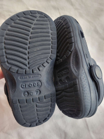Blue Crocs - Size 6/7 , Shoes 6 (Walkers:12-24 mth)