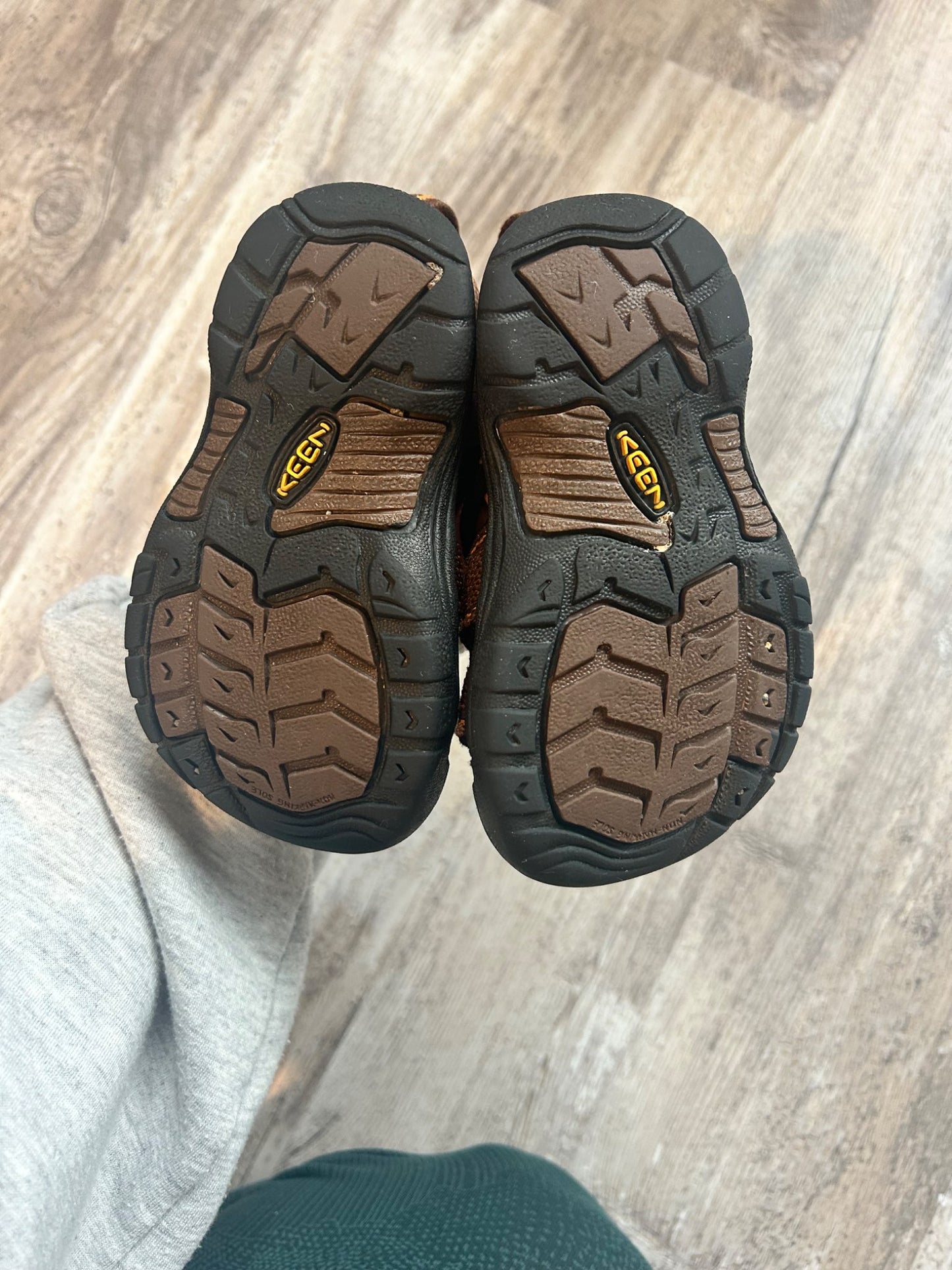 Keen Brown Toddler Waterproof Sandals EUC, Shoes 4 (Baby: 0-12 mth)