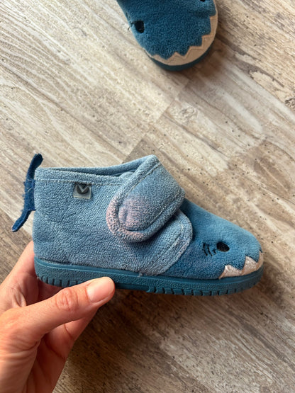 Shark slippers , Shoes 5 (Walkers:12-24 mth)