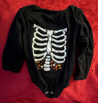 2pc Halloween Long Sleeve Onesie Bundle 9m, Kids 9 Month (6-9M)