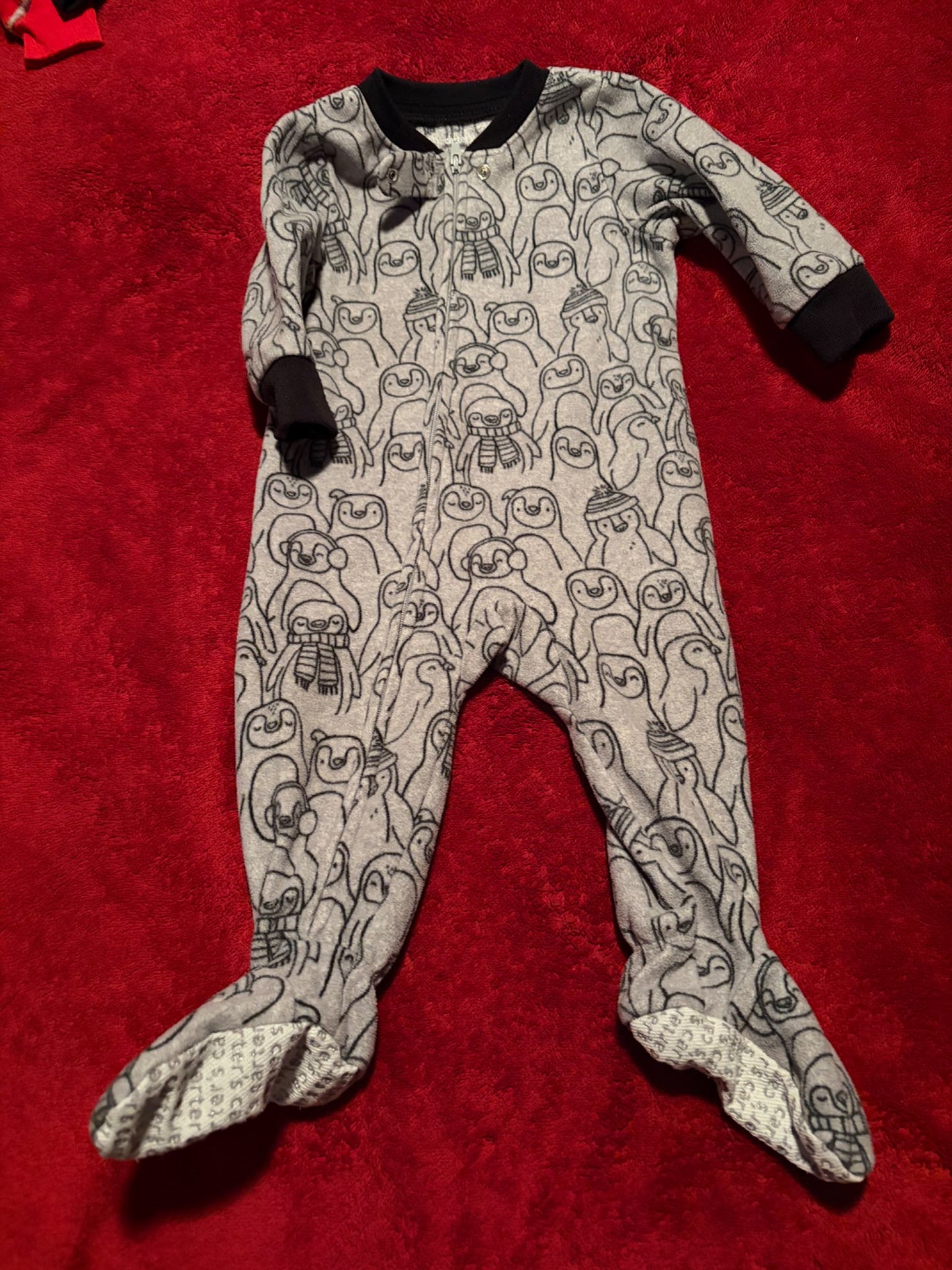 Carters 3x 9m Fleece “winter themed” sleepers, Kids 9 Month (6-9M)