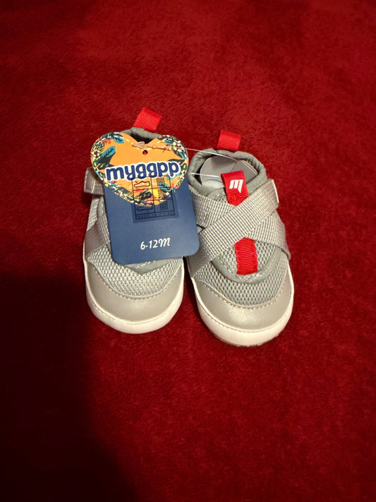 NWT 12m Infant Shoes with Velcro Strap, Shoes 0 (Baby: 0-12 mth)