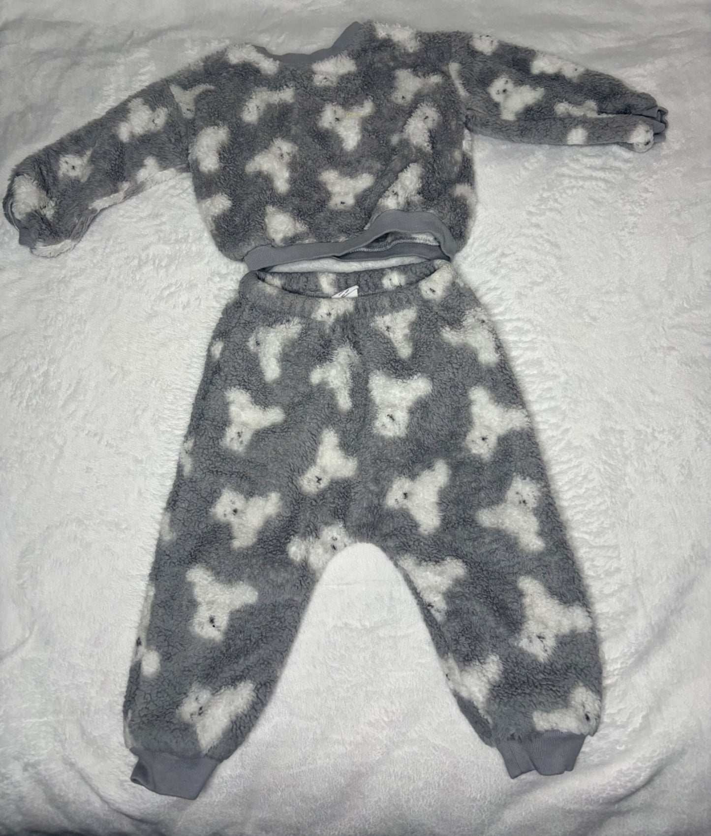 Baby Gap Fuzzy Warm Polar Bear Outfit  18m, Kids 18 Month (12-18M)