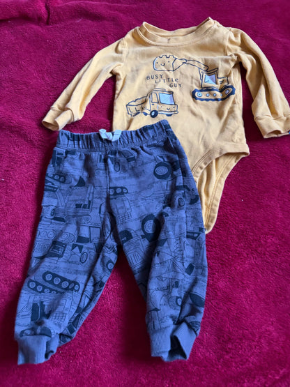 Carters Construction 2pc Outfit (1) 12m, Kids 12 Month (9-12M)