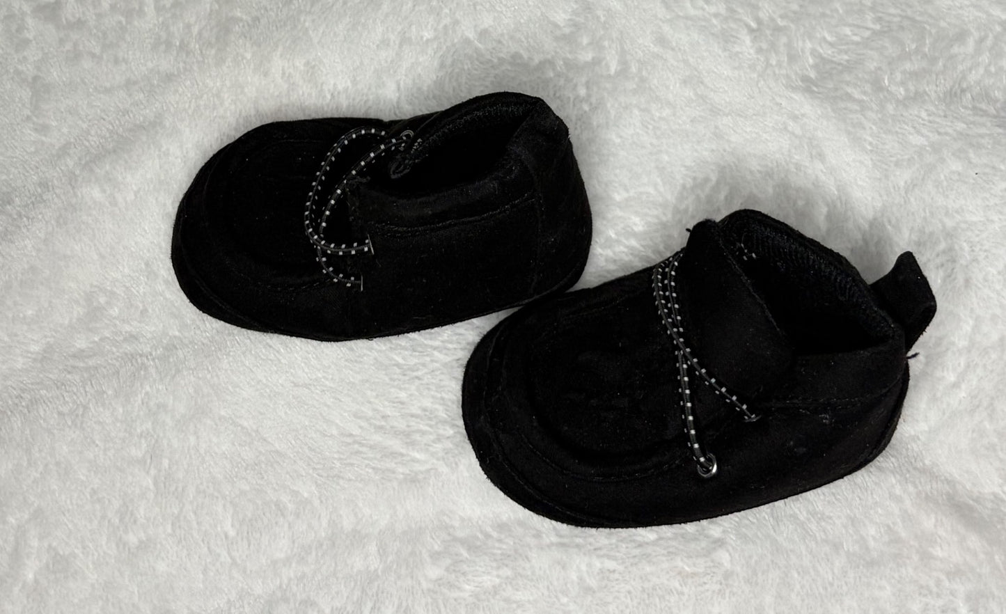 3-6m Children’s Place “Suede” Dress “Boots”, Shoes 0 (Baby: 0-12 mth)