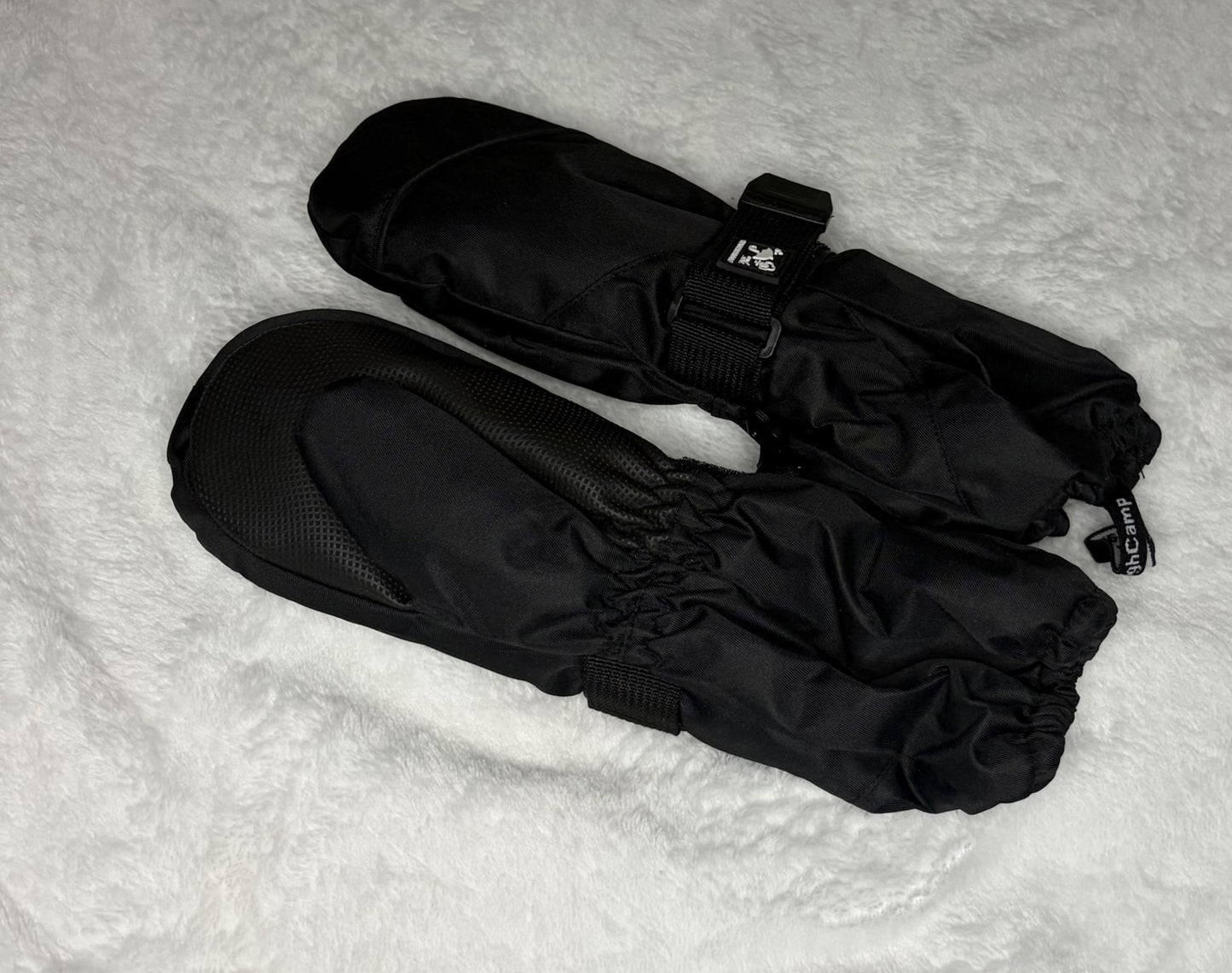 Black Small Waterproof Gloves with Stay On Strap (3-5Y)