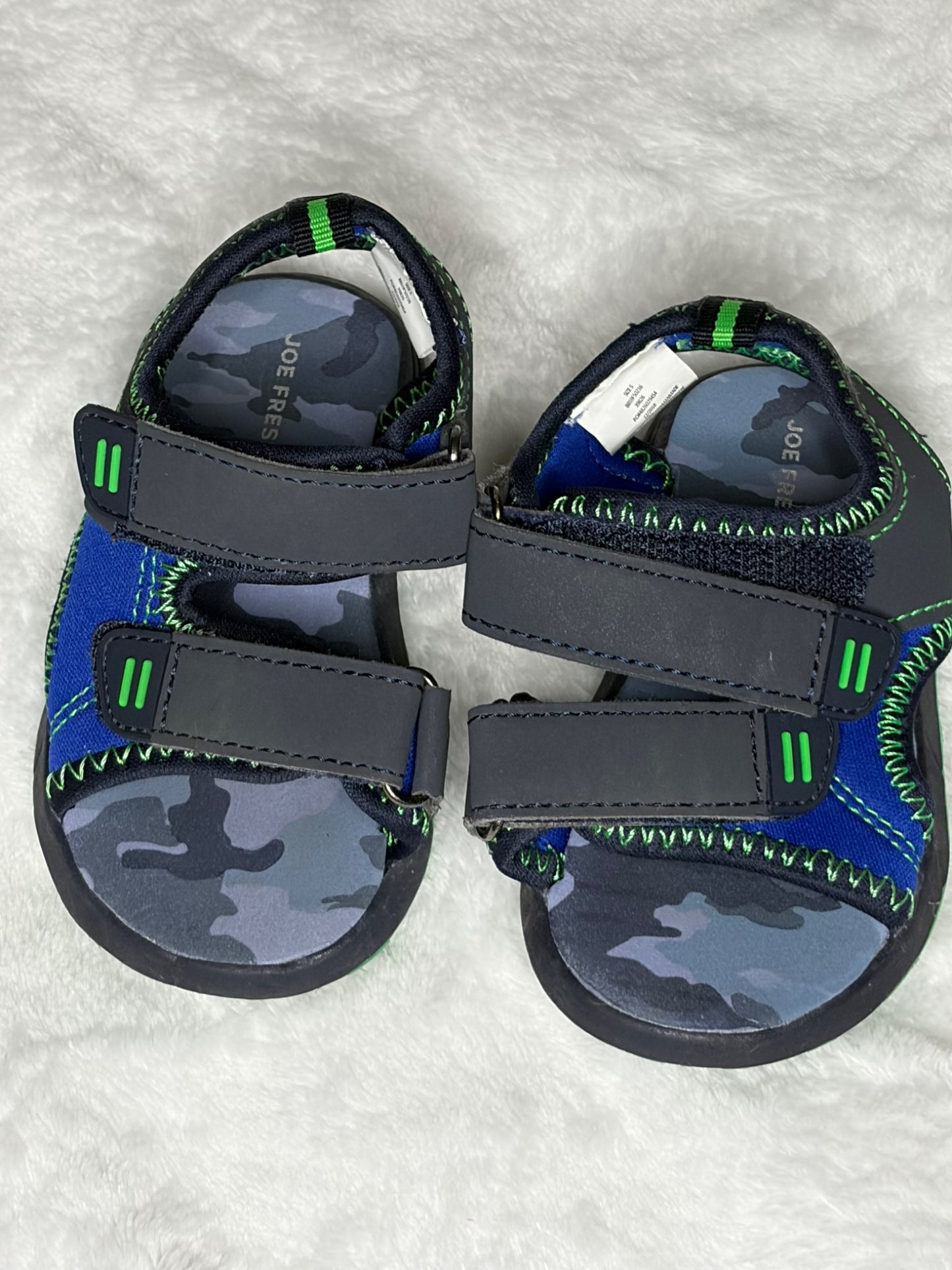Joe Fresh Toddler 5 Sandals, Shoes 5 (Walkers:12-24 mth)
