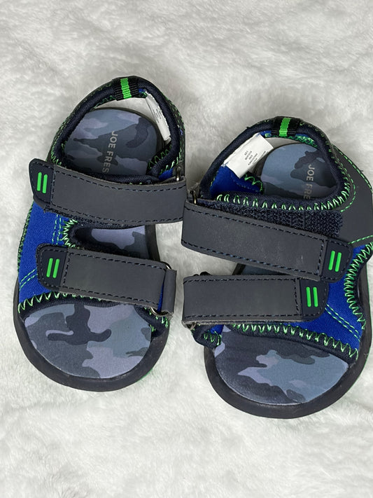 Joe Fresh Toddler 5 Sandals, Shoes 5 (Walkers:12-24 mth)