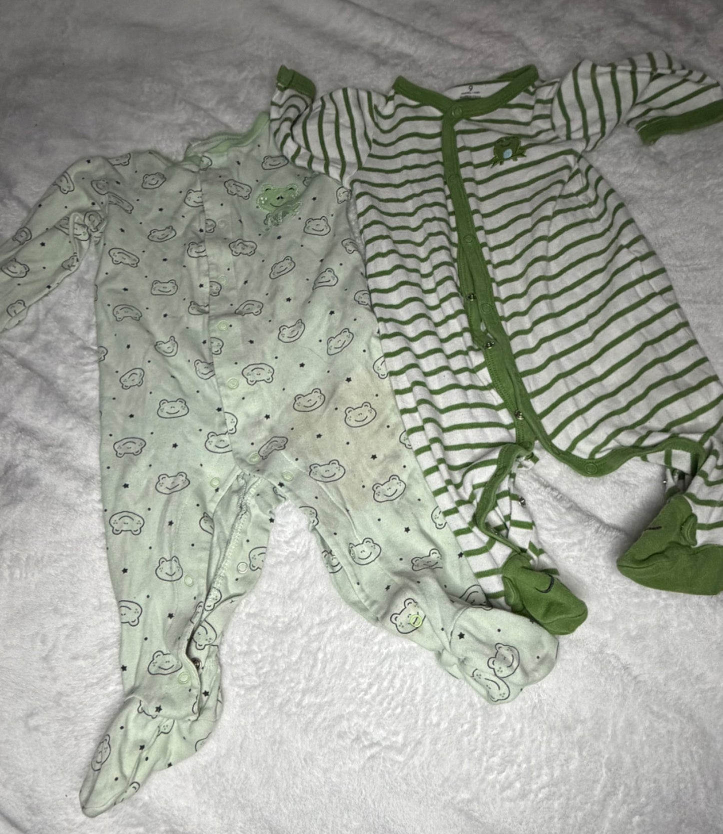 2pc Froggy sleepers 9m, Kids 9 Month (6-9M)
