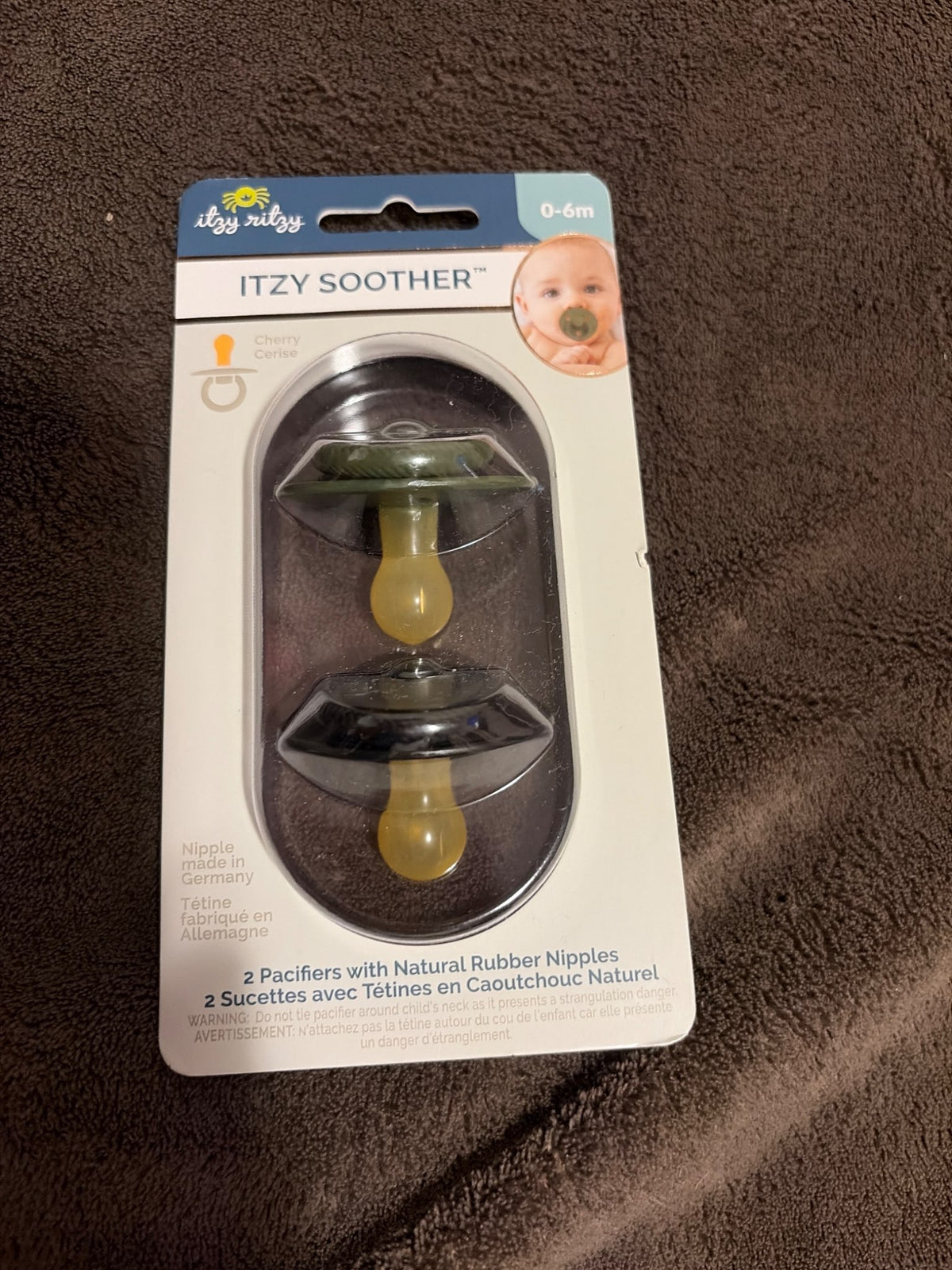 NWT Itzy Soother 2pk