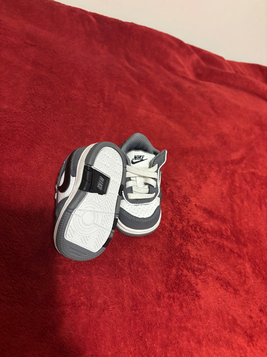 Nike Sz 3 Velcro Runners, Shoes 3 (Baby: 0-12 mth)