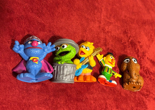 5x Sesame Street Characters