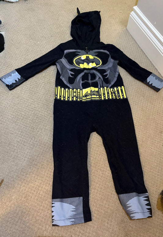 Batman costume Size 4T, Kids 4/4T