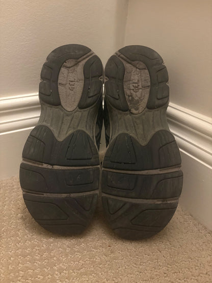 ASICS Gel NYC running shoes (retail $130), Shoes 5 (Big Kids:8–12yr)