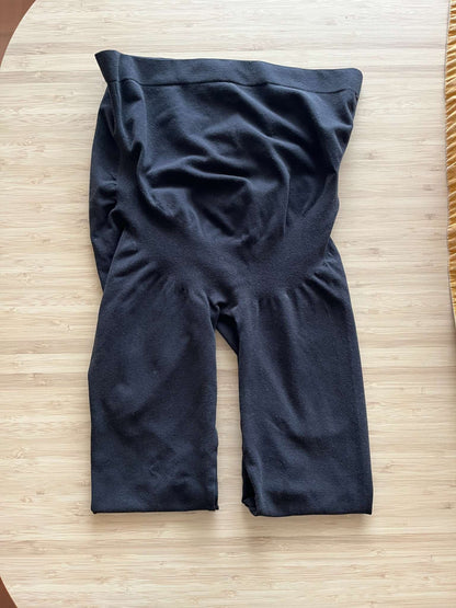 Honey Seamless Maternity Leggings by Cake Maternity Size S/M, MSRP $34.90, Maternity S (4-6)