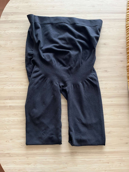 Honey Seamless Maternity Leggings by Cake Maternity Size S/M, MSRP $34.90, Maternity S (4-6)