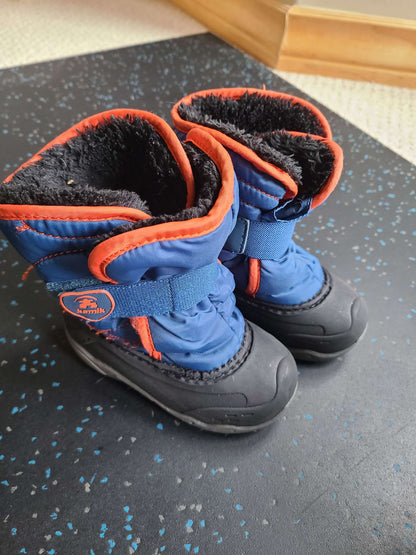 Kamik size 9 snow boots, MSRP $50, Shoes 9 (Toddler:2-4yr)