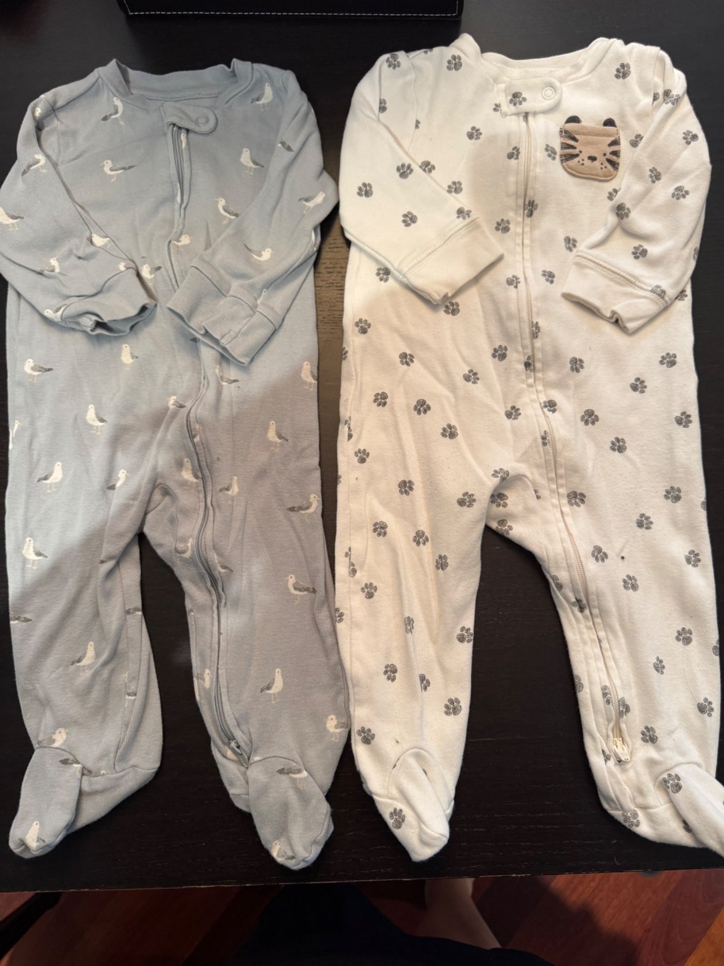 Little planet and Carter’s: sleepers: nine months, Kids 9 Month (6-9M)