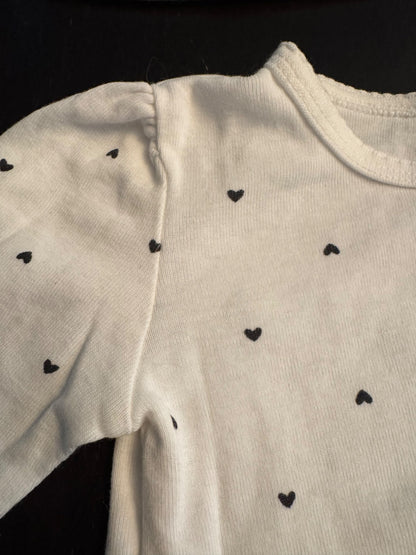 4 Cotton onesies long sleeve, Kids 9 Month (6-9M)