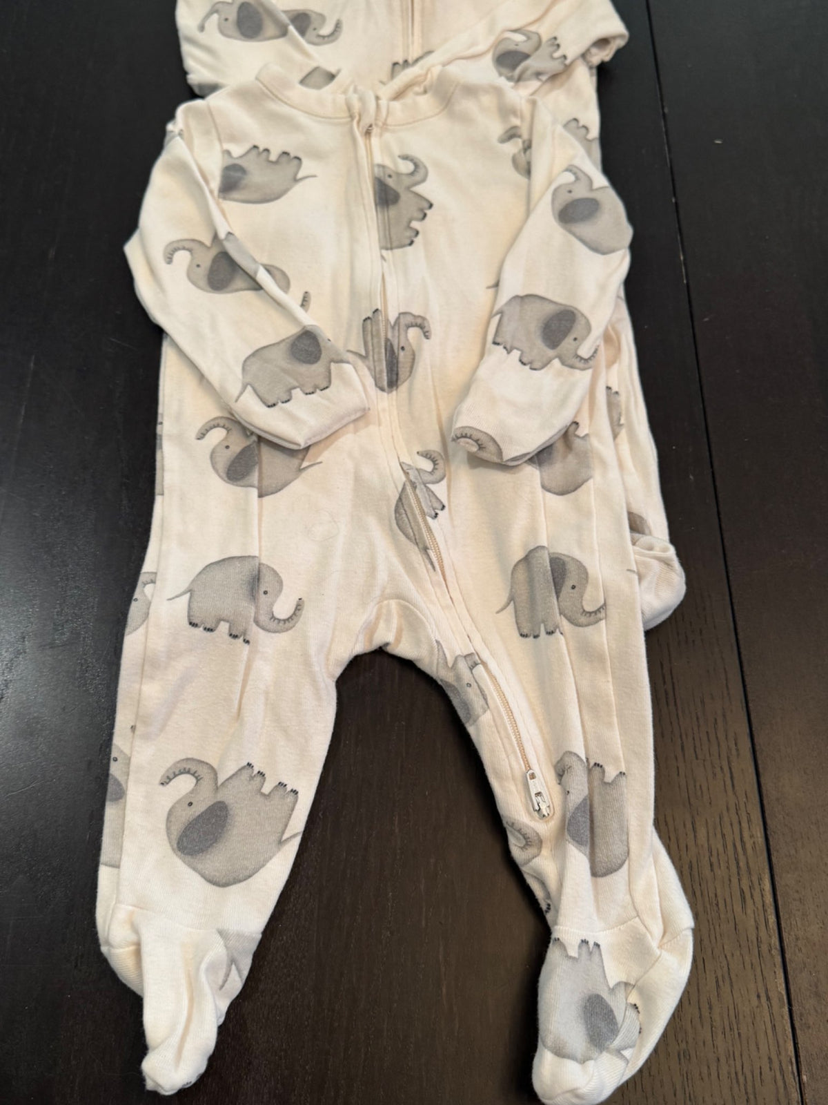 Bundle: Cute cotton sleeper, cream with elephant print: 6 to 9 months
