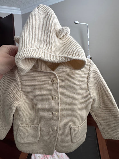 Baby Gap crème knit pants & bear cardigan, Kids 18 Month (12-18M)