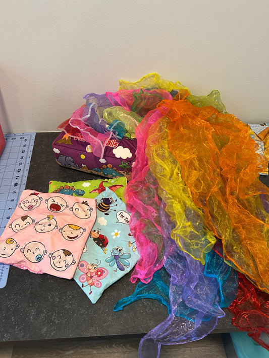 Play Tissue Box and extra Play Silks