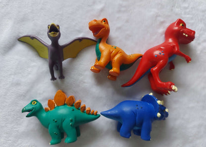 Lot of 5 dinosaurs