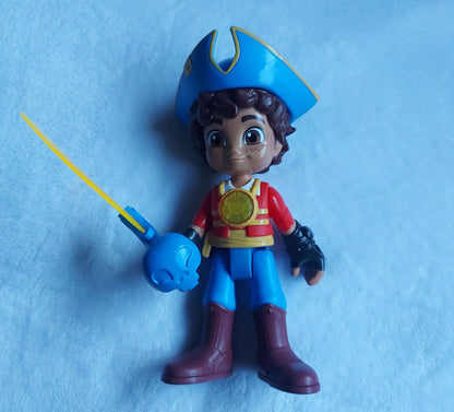 Santiago figurine 8 inches