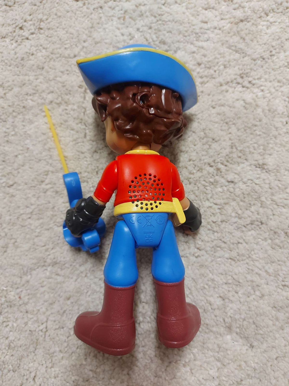 Santiago figurine 9 inches