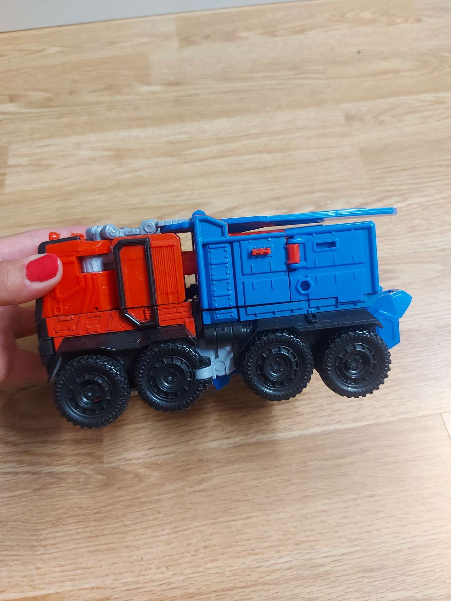 Transformers - Optimus Prime Action Figure