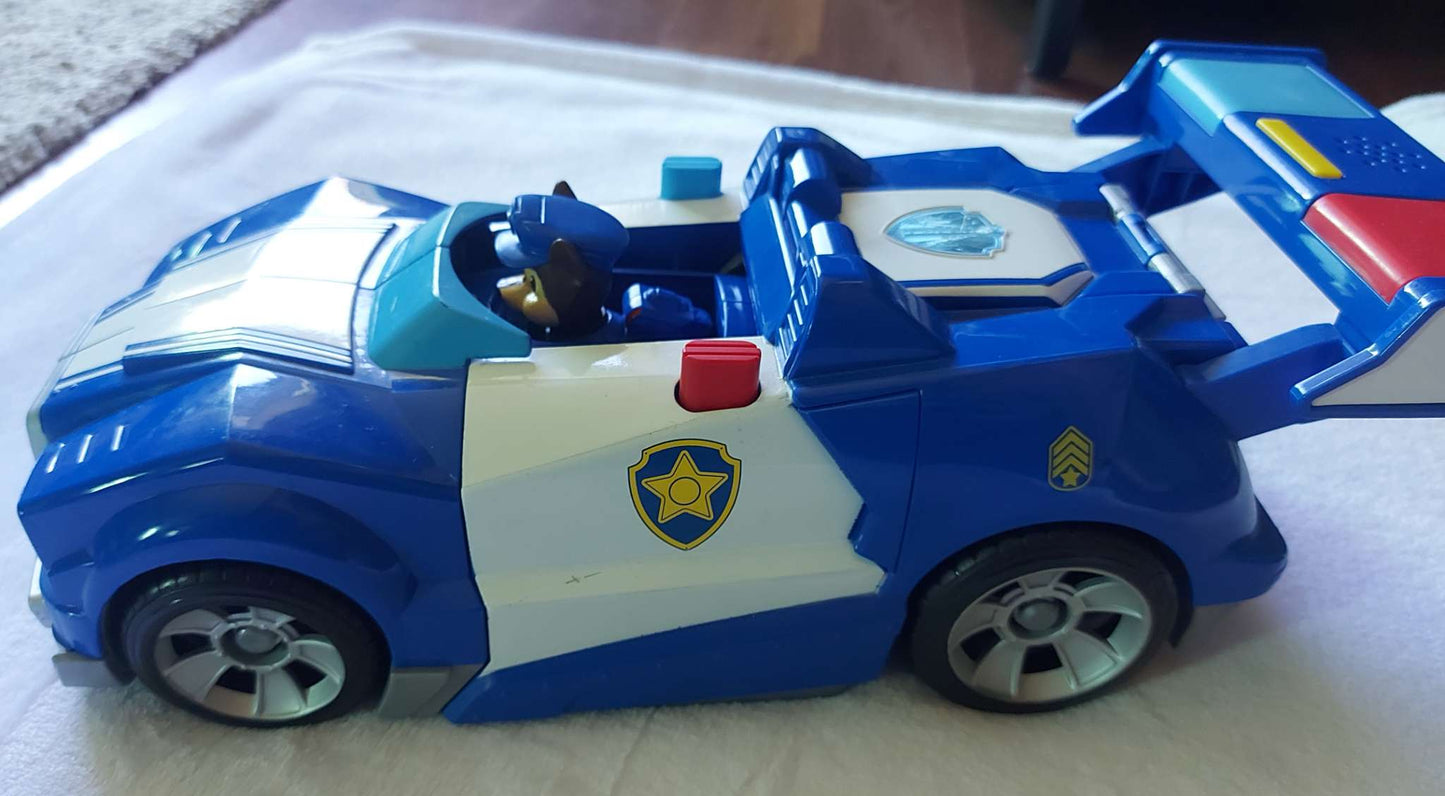 PAW PATROL, Chase 2-in-1 Transforming Movie City Cruiser Toy Car with Motorcycle, Lights, Sounds and Action Figure