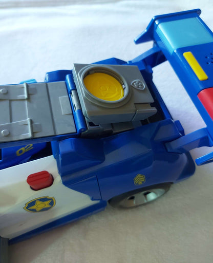 PAW PATROL, Chase 2-in-1 Transforming Movie City Cruiser Toy Car with Motorcycle, Lights, Sounds and Action Figure