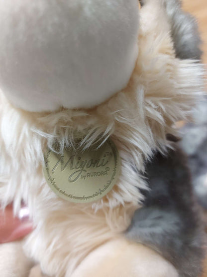 Lot of 2 wolves stuffed animals