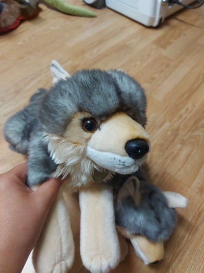 Lot of 2 wolves stuffed animals
