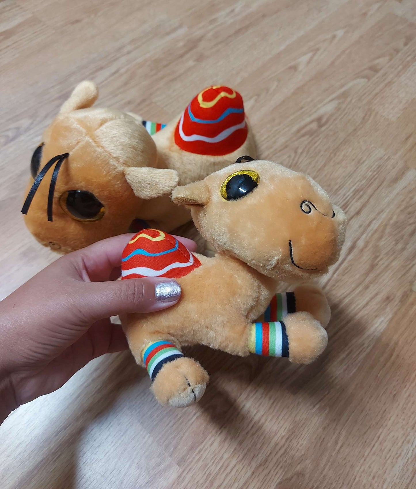 Lot of Camal stuffed animals