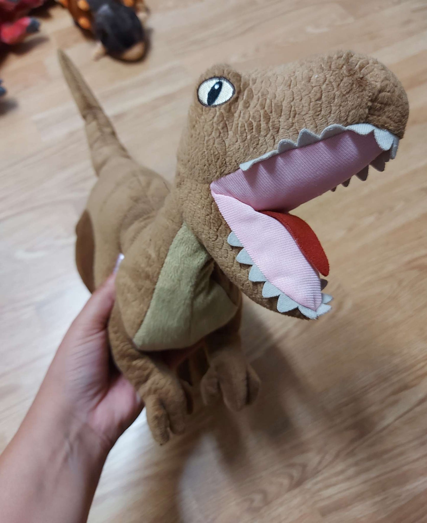 Lot of 3 dinosaurs stuffed animals