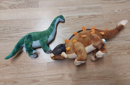 Lot of 2 dinosaurs stuffed animals