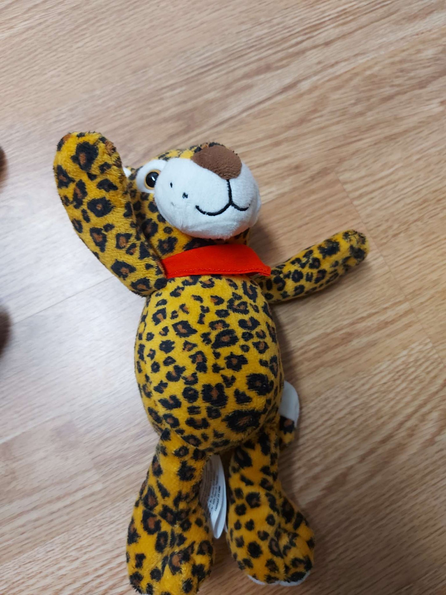 Lot of 3 Kinder stuffed animals