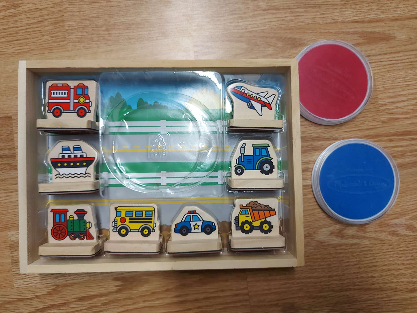 Melissa & Doug - Wooden 8 vehicles stamp set