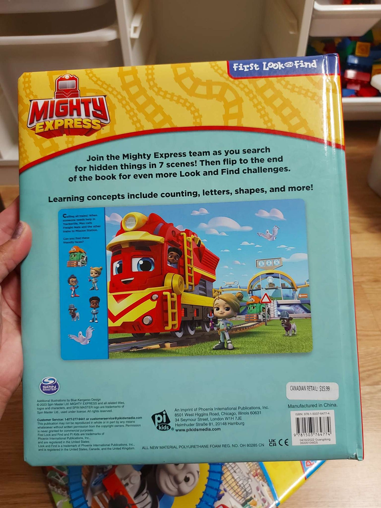 Lot of 4 look&find books