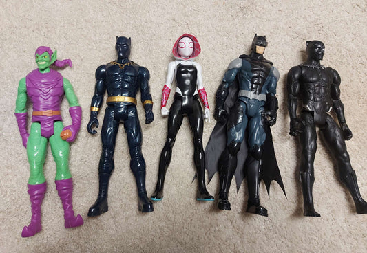 Lot of 5 Marvel Super Heroes Action figures
