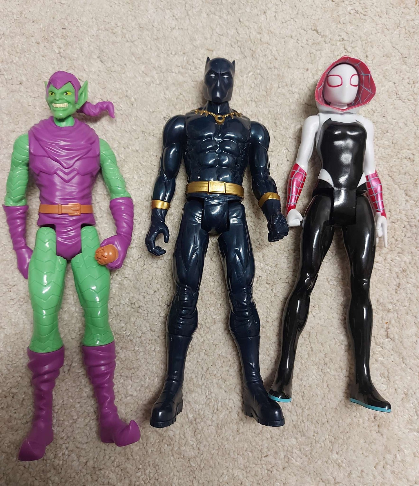 Lot of 5 Marvel Super Heroes Action figures